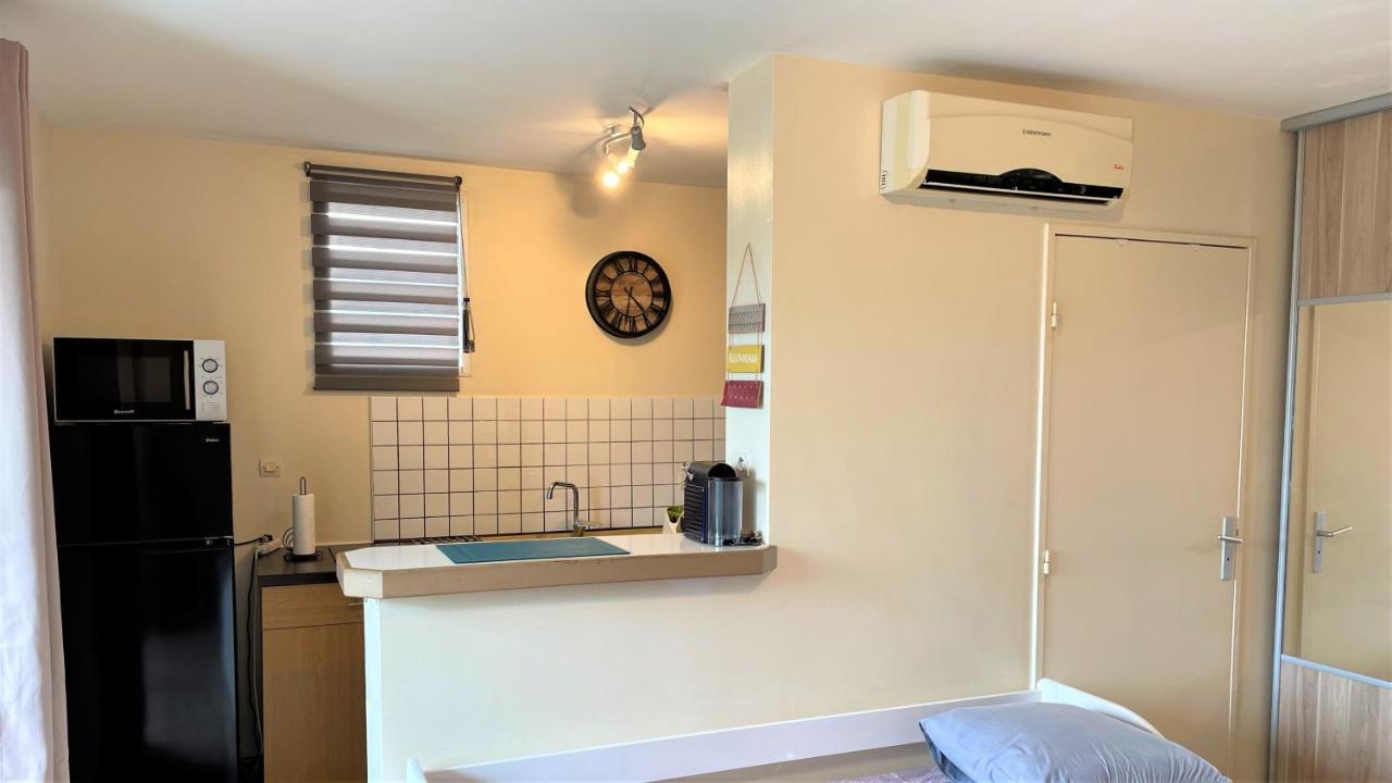 Grand Studio Lumineux - Saint Gilles Les Bains Saint-Gilles-les-Bains Exterior foto